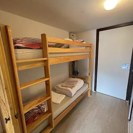 Cosy Avec Balcon Au 2e Etage, Le Lioran - Fr-1-787-147 Laveissière